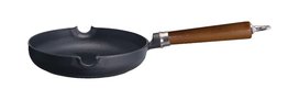 Ronneby Bruk Koekenpan Maestro gietijzer houten greep 20 cm Ronneby Bruk Koekenpan Maestro gietijzer houten greep 20 cm